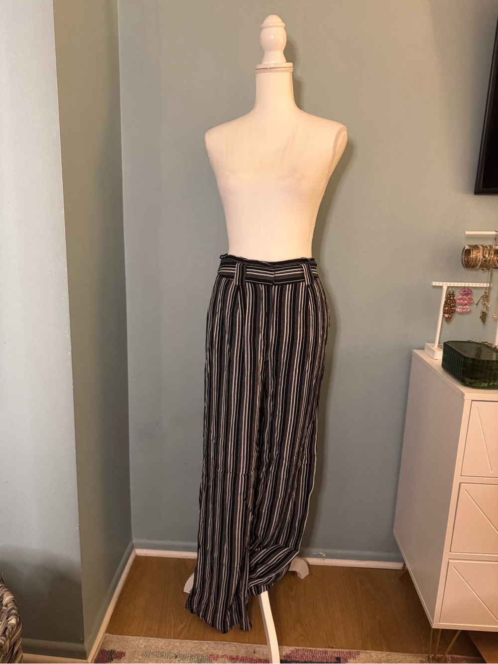 Express Striped Wide-Leg Women Pants Tailored Trousers 4 Work